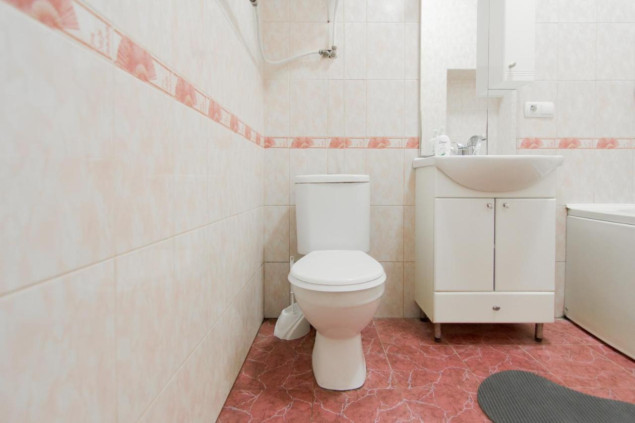 Deribas Apartments Odessa Eksteriør billede