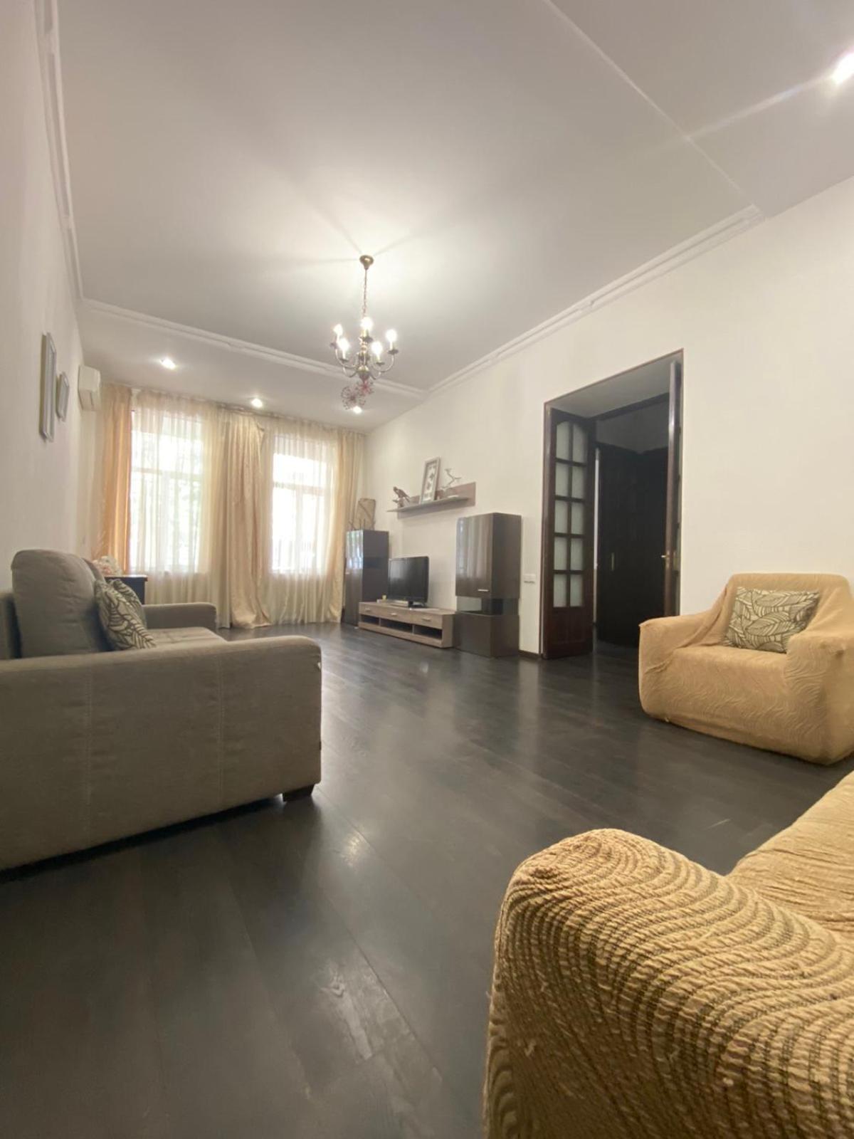 Deribas Apartments Odessa Eksteriør billede